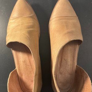 Free People Royale Flat Tan- EU 38 (US 8)